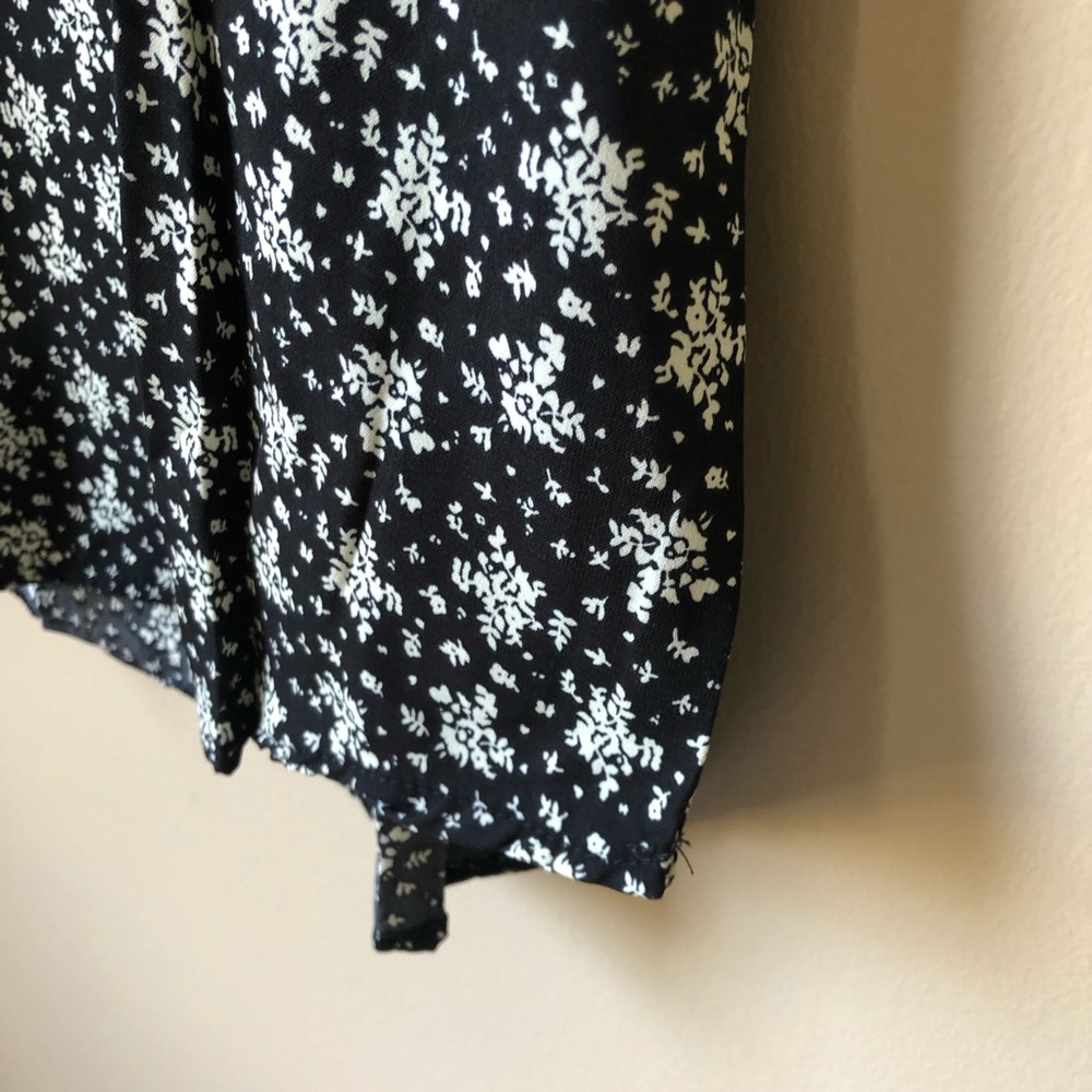 Lace Insert Top - Picture 5 of 8